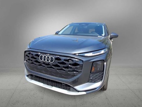 New 2026 Audi Q3 quattro 2.0T AWD/4WD image 3