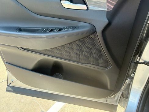 Used 2023 Hyundai Santa Fe SEL FWD image 7