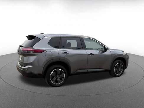 Used 2025 Nissan Rogue SV FWD image 15