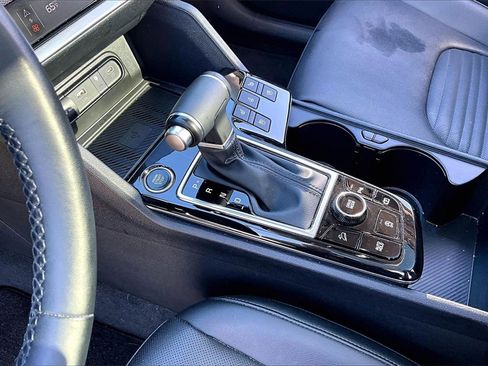 Certified 2023 Kia Sportage SX image 14