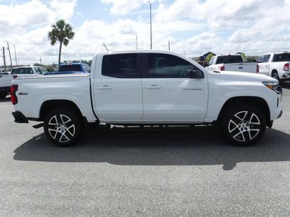 Used 2023 Chevrolet Colorado Z71 w/ Z71 Convenience Package 2