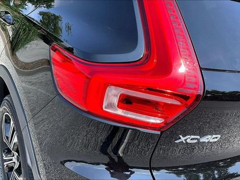 Used 2022 Volvo XC40 T5 Inscription w/ Advanced Package AWD/4WD image 17