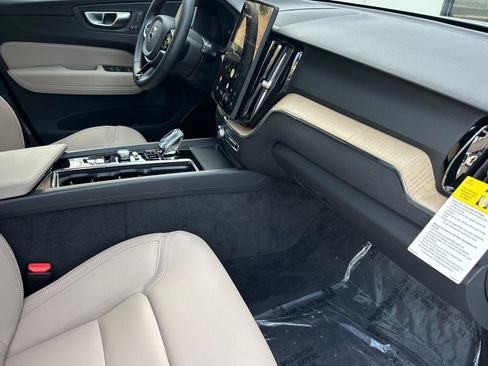 Certified 2026 Volvo XC60 B5 Plus w/ Protection Package Premier AWD/4WD image 18