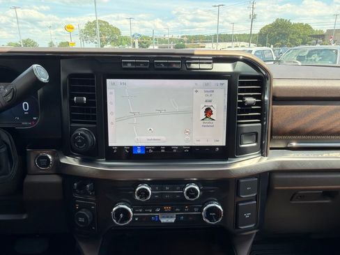 Used 2023 Ford F450 King Ranch w/ FX4 Off-Road Package AWD/4WD image 30
