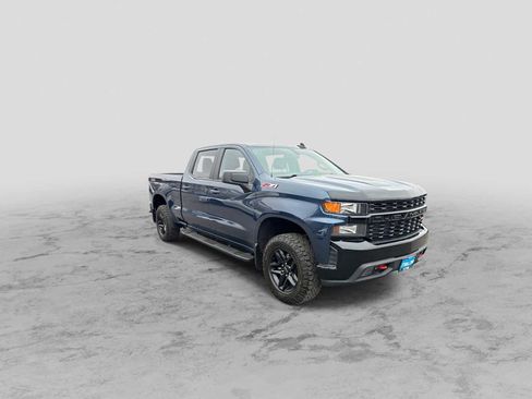 Used 2019 Chevrolet Silverado 1500 Custom Trail Boss image 2