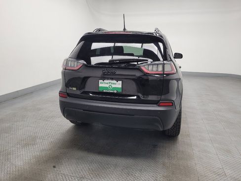 Used 2020 Jeep Cherokee Latitude Plus AWD/4WD image 7