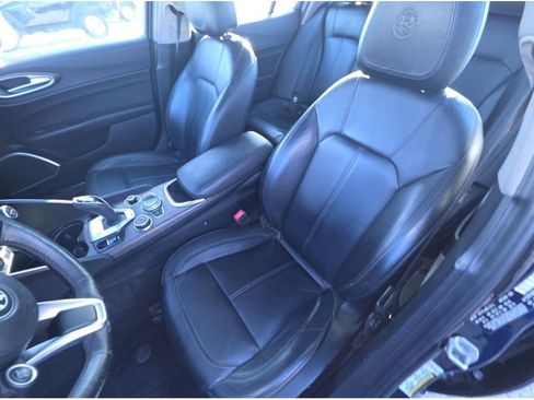 Used 2020 Alfa Romeo Giulia Ti w/ Nero Edizione image 10