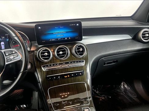 Used 2020 Mercedes-Benz GLC 300 4MATIC image 6