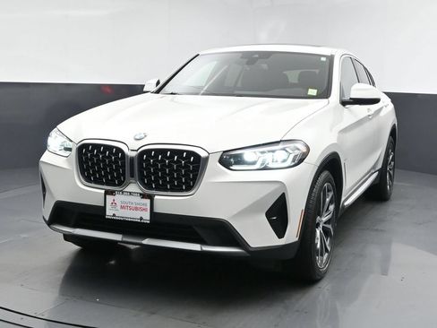 Used 2022 BMW X4 xDrive30i AWD/4WD image 24