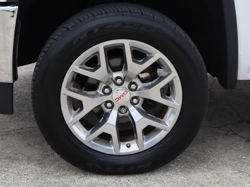 Used 2018 GMC Sierra 1500 SLT w/ SLT Premium Package AWD/4WD image 31