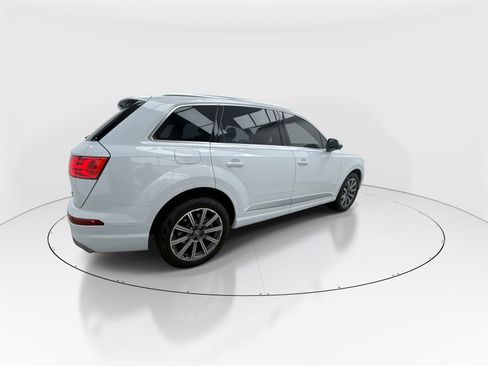 Used 2018 Audi Q7 3.0T Premium Plus w/ Premium Plus Package image 8