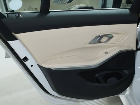 Certified 2025 BMW 330i xDrive Sedan w/ Premium Package image 13