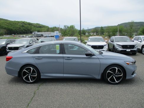 Certified 2022 Honda Accord Sport Special Edition image 4