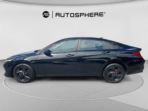 Used 2023 Hyundai Elantra SEL FWD image 4