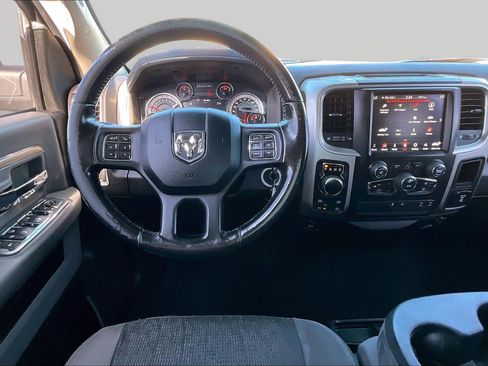 Used 2019 RAM 1500 Big Horn AWD/4WD image 5