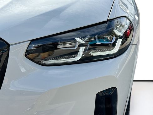 Certified 2024 BMW X4 M40i w/ Premium Package image 32