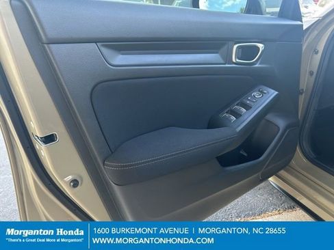 Used 2025 Honda Civic Sport image 12