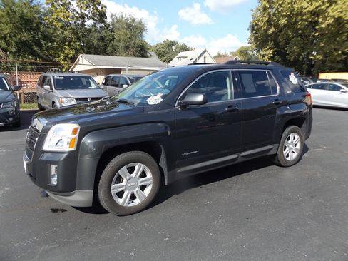 Used 2014 GMC Terrain SLE w/ Convenience Package FWD image 1