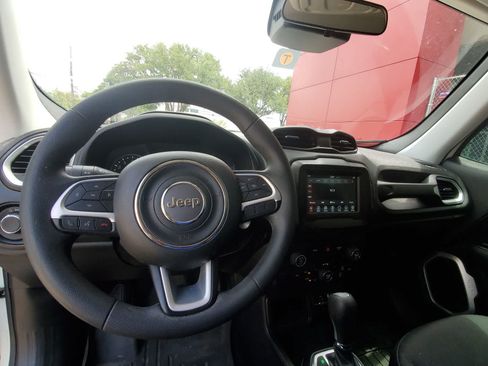 Used 2018 Jeep Renegade Sport w/ Power & Air Group FWD image 13