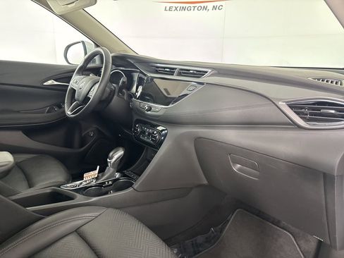 Used 2023 Buick Encore GX Essence w/ Experience Buick Package FWD image 31