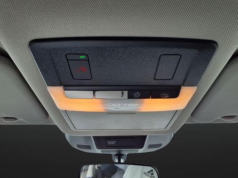 New 2026 Nissan Rogue SV AWD/4WD image 19