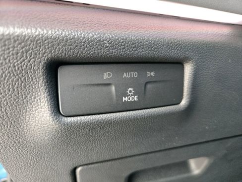 New 2026 Volkswagen Tiguan SE R-Line image 15