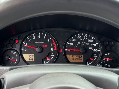 Used 2015 Nissan Frontier SV w/ SV Value Truck Package AWD/4WD image 21