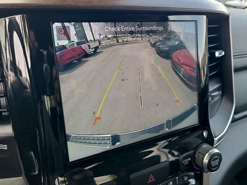 Used 2022 RAM 1500 Laramie AWD/4WD image 30