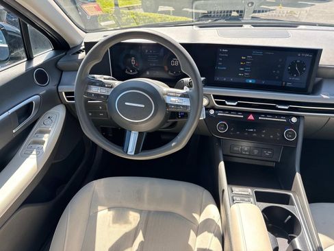 Used 2024 Hyundai Sonata SEL FWD image 18