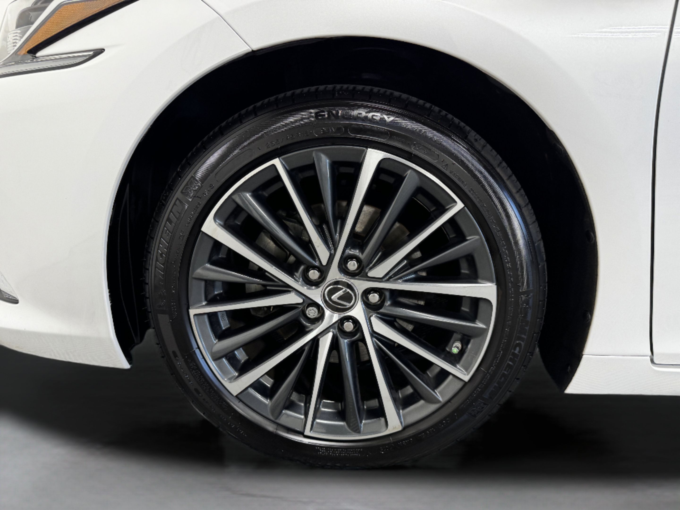 Used 2022 Lexus ES 350 w/ Premium Package FWD image 45