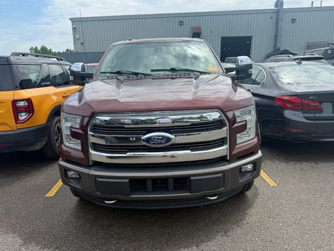 Used 2015 Ford F150 Lariat w/ Equipment Group 502A Luxury AWD/4WD image 2