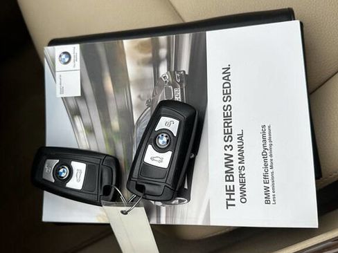 Used 2013 BMW 328i xDrive Sedan image 37