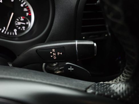 Used 2018 Mercedes-Benz Metris Passenger image 26