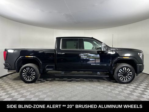 Used 2025 GMC Sierra 3500 Denali Ultimate AWD/4WD image 6