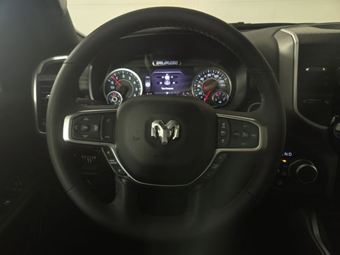 Certified 2025 RAM 1500 Big Horn AWD/4WD image 15