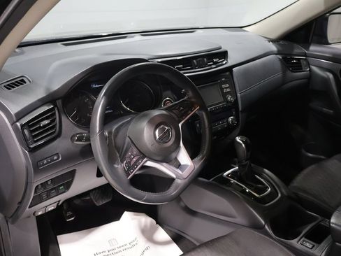 Used 2017 Nissan Rogue SV AWD/4WD image 15