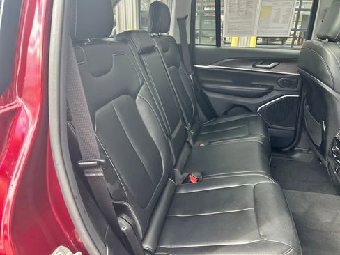 Used 2023 Jeep Grand Cherokee 4WD 4xe image 31