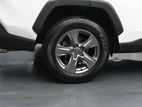 Used 2024 Toyota RAV4 XLE FWD image 10