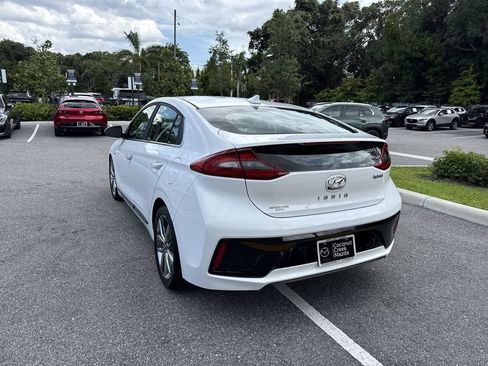 Used 2019 Hyundai Ioniq Limited FWD image 13