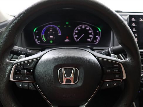 Used 2018 Honda Accord EX image 10
