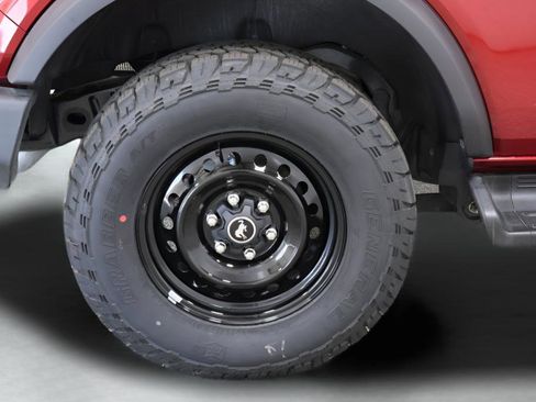 New 2026 Ford Bronco Outer Banks image 38