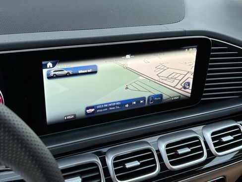 New 2026 Mercedes-Benz GLS 450 4MATIC image 18