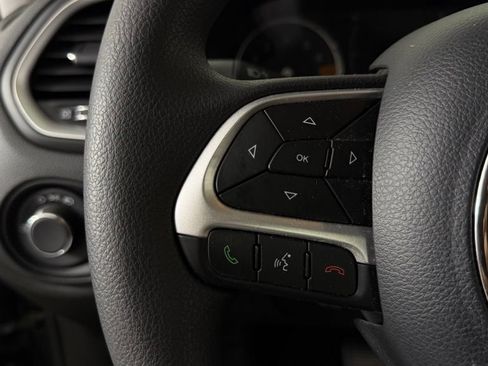 Used 2021 Jeep Renegade Sport AWD/4WD image 16