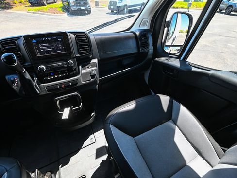 Used 2025 RAM ProMaster 3500 w/ Convenience Group FWD image 28