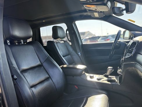 Used 2021 Jeep Grand Cherokee Limited w/ Luxury Group II image 15