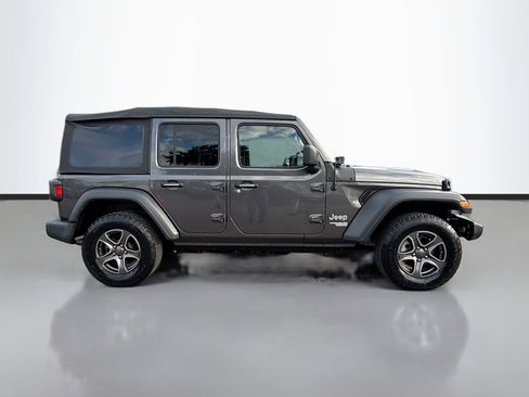 Used 2019 Jeep Wrangler Unlimited Sport S image 6