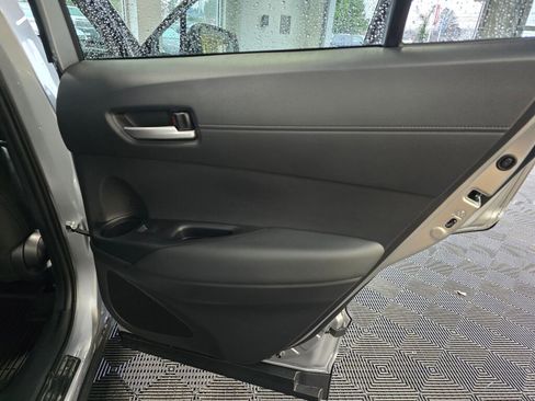 Certified 2026 Toyota Corolla Cross XLE image 40