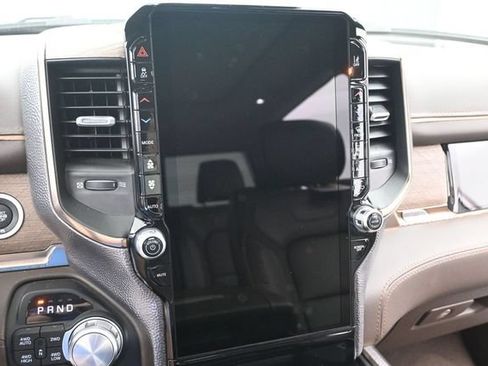 Used 2025 RAM 1500 Limited AWD/4WD image 20