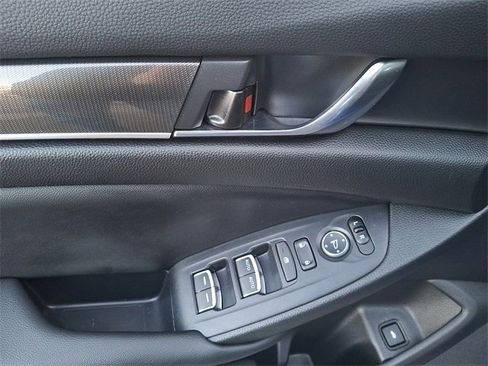 Certified 2022 Honda Accord Sport Special Edition image 13