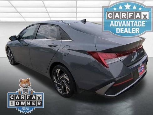 Used 2024 Hyundai Elantra Limited image 2